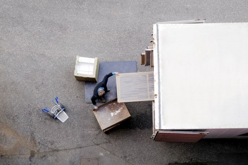 Packing and transport support for business equipment during an office move