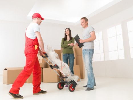 Accepted payment methods for Movers Acton